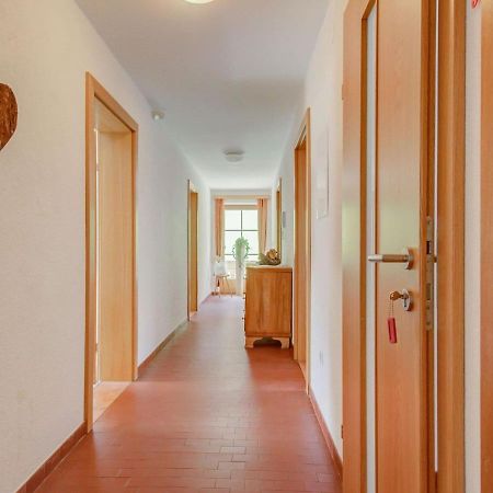 Attractive Apartment In Hainzenberg With Ski Room Luaran gambar