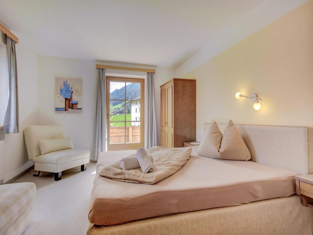 Attractive Apartment In Hainzenberg With Ski Room Luaran gambar