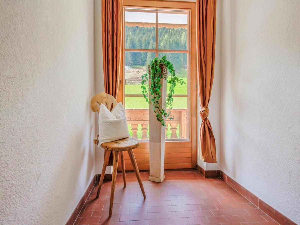 Attractive Apartment In Hainzenberg With Ski Room Luaran gambar