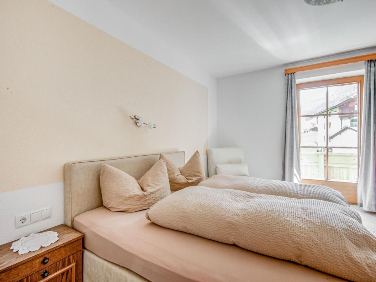 Attractive Apartment In Hainzenberg With Ski Room Luaran gambar